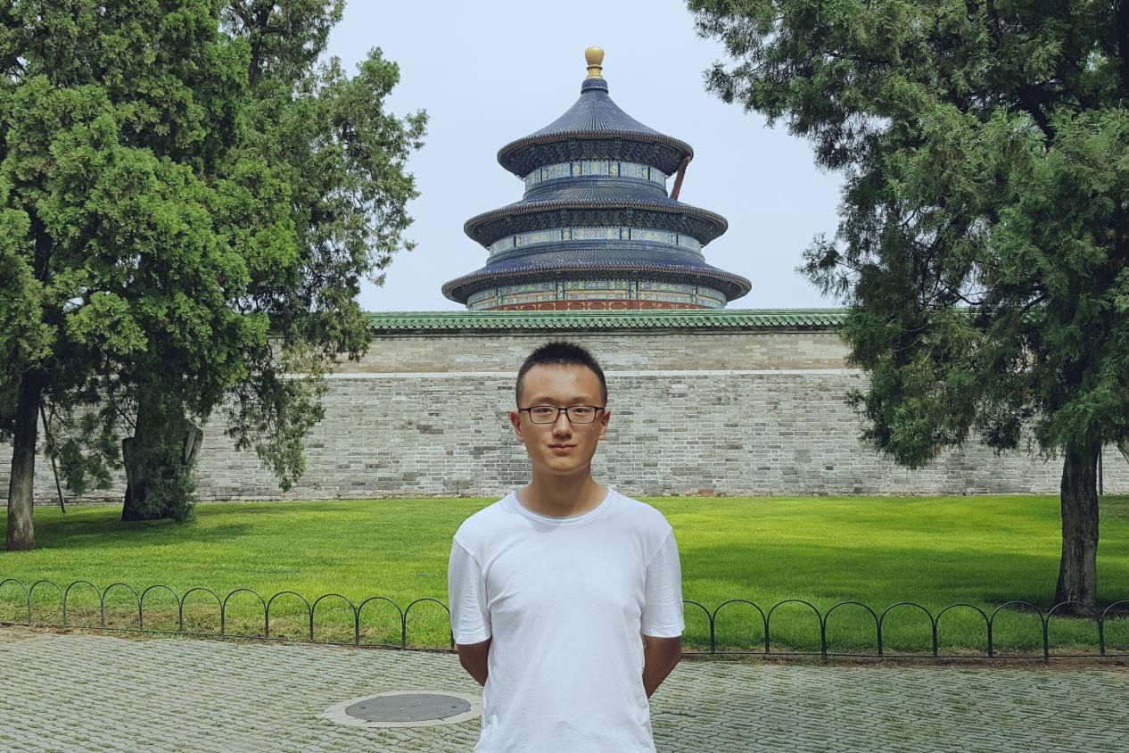 图4(个人照)